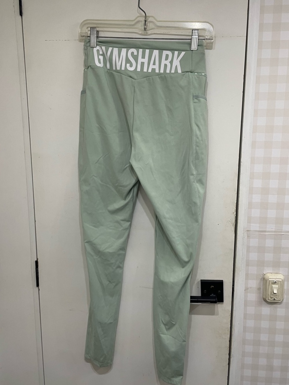 Gymshark mint green leggings with pockets M